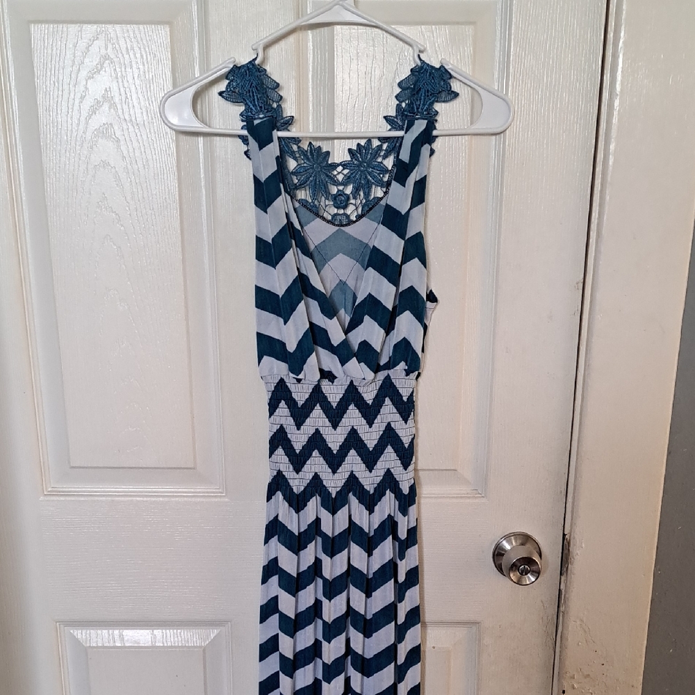 Chevron Maxi Dress with Lace Back Detail - Blue & White